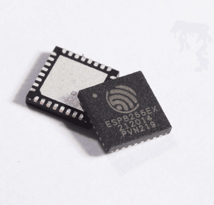 ESP8266 WiFi SoC チップ
